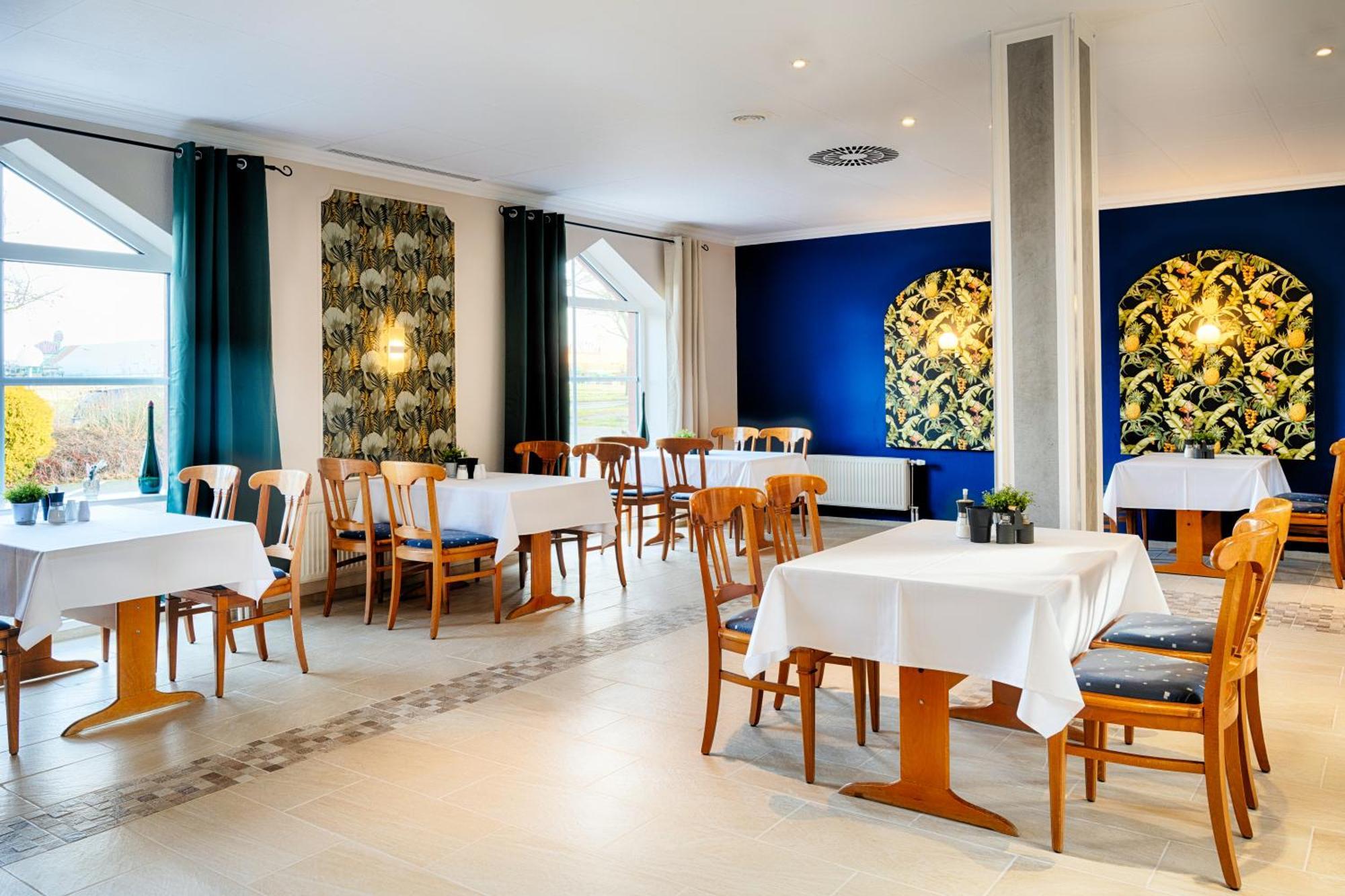 Hotel Apfelbluete Stralsund Exteriör bild