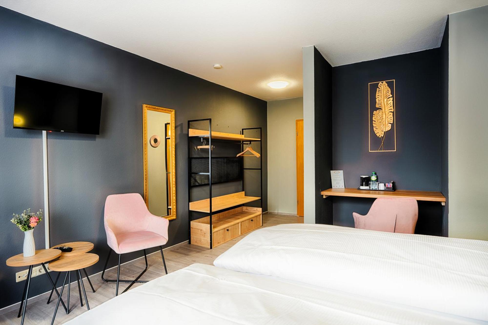 Hotel Apfelbluete Stralsund Exteriör bild